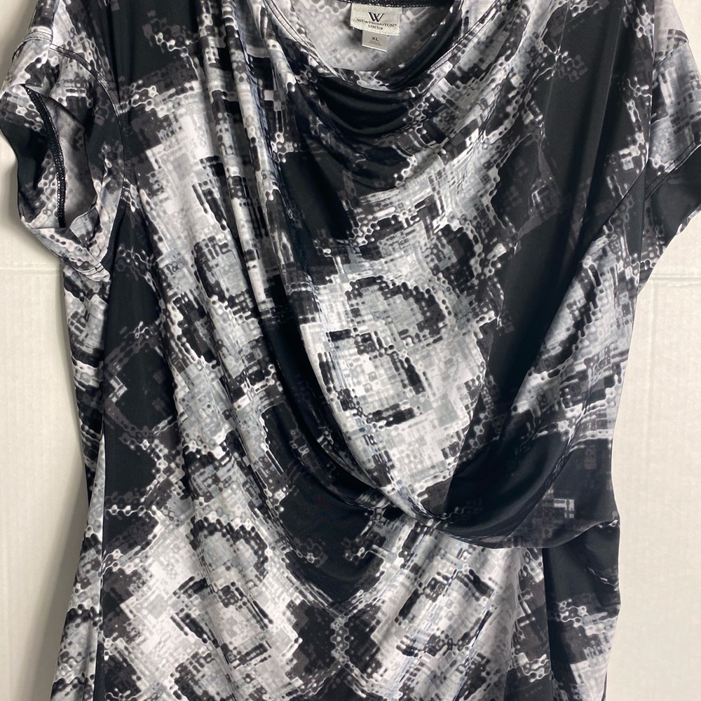 Worthington gathered front short sleeve blouse Junior XL black gray and white